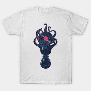 Octopus with a vinyl record T-Shirt